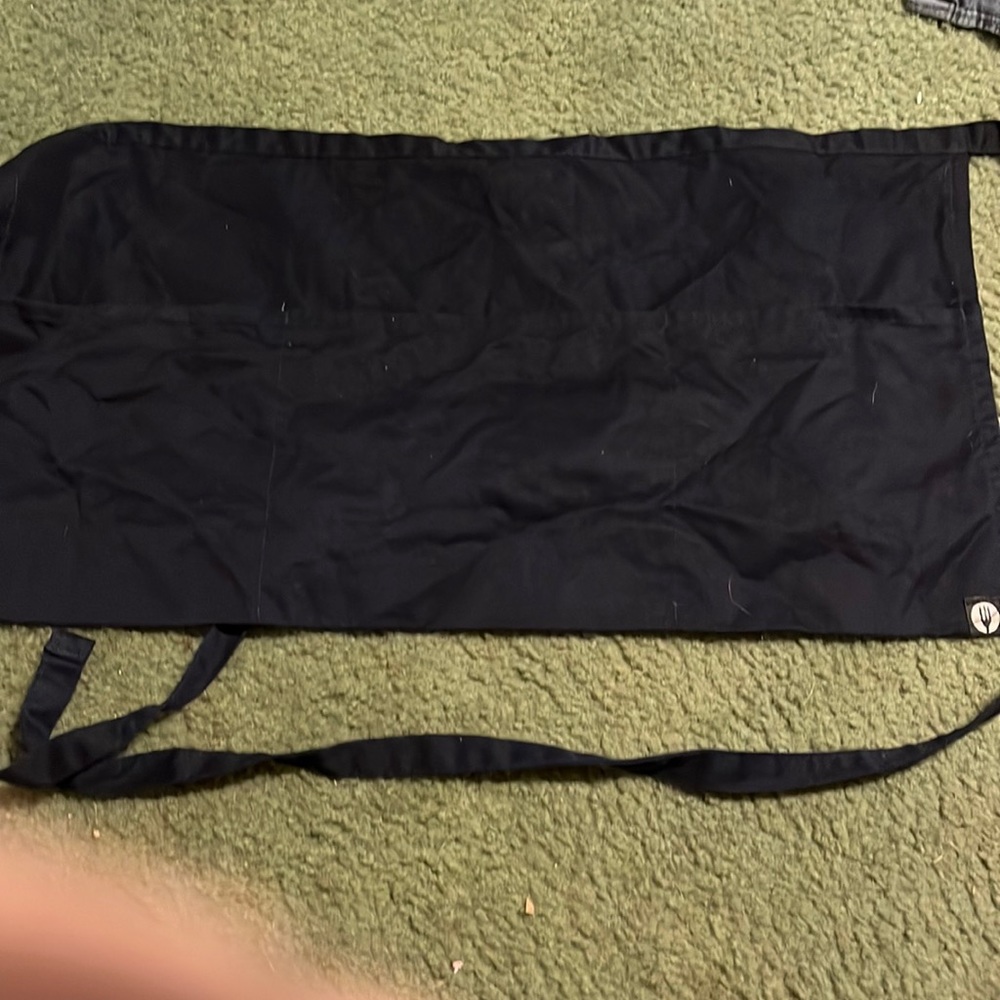 Apron for if you work at a restaurant. Barely ever worn.